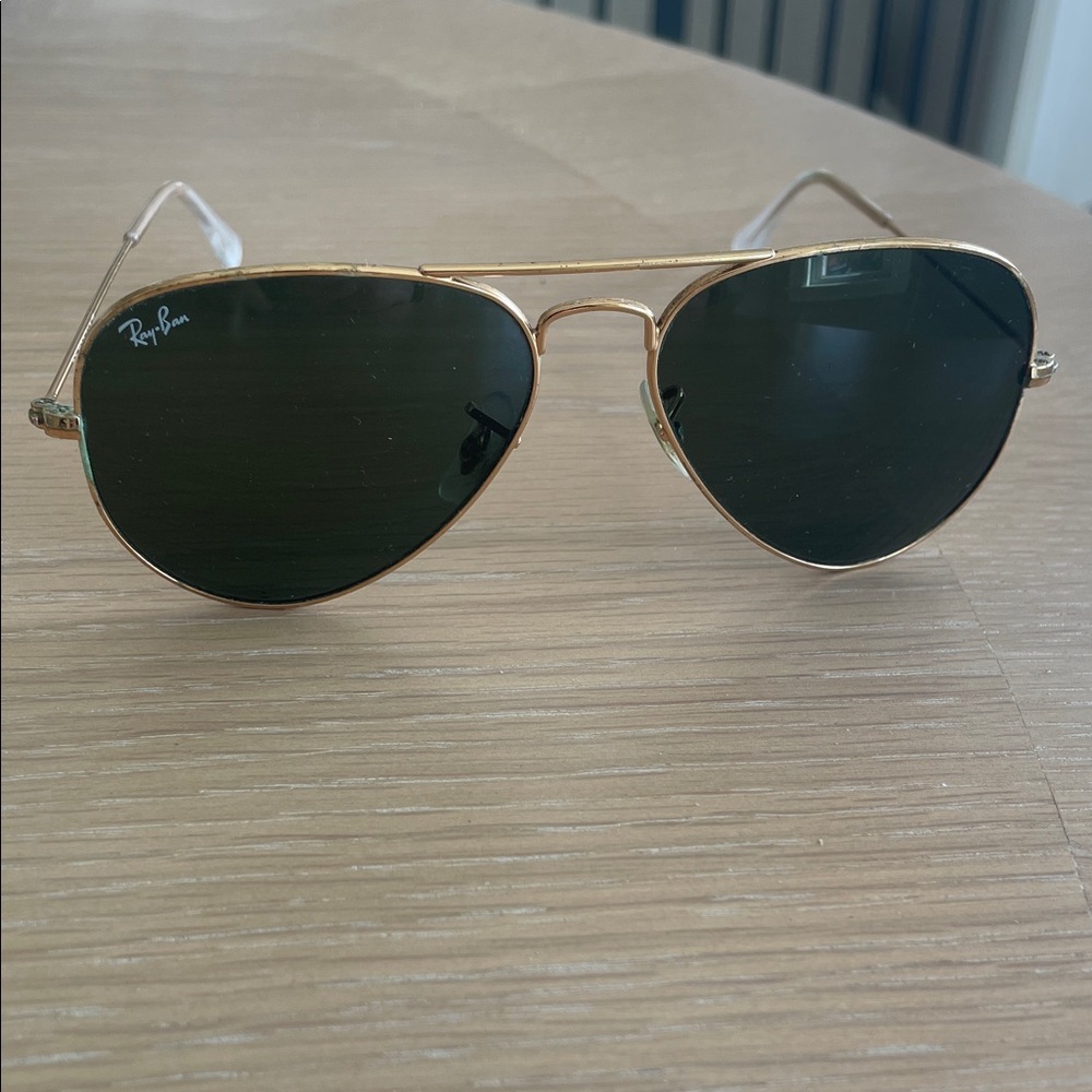 Ray-Ban Gold Frame Aviator Sunglasses